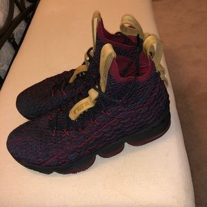 Lebron XV “New Heights”